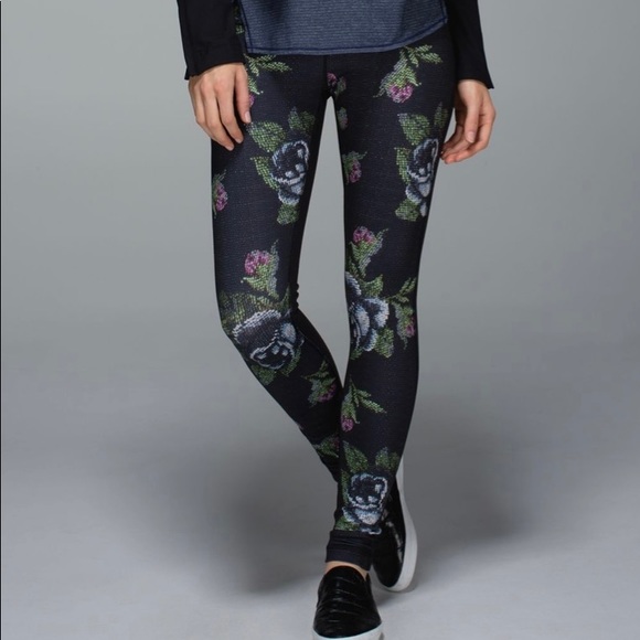 Lululemon Wunder under pant full on luon size 12 good condition - Picture 4 of 5